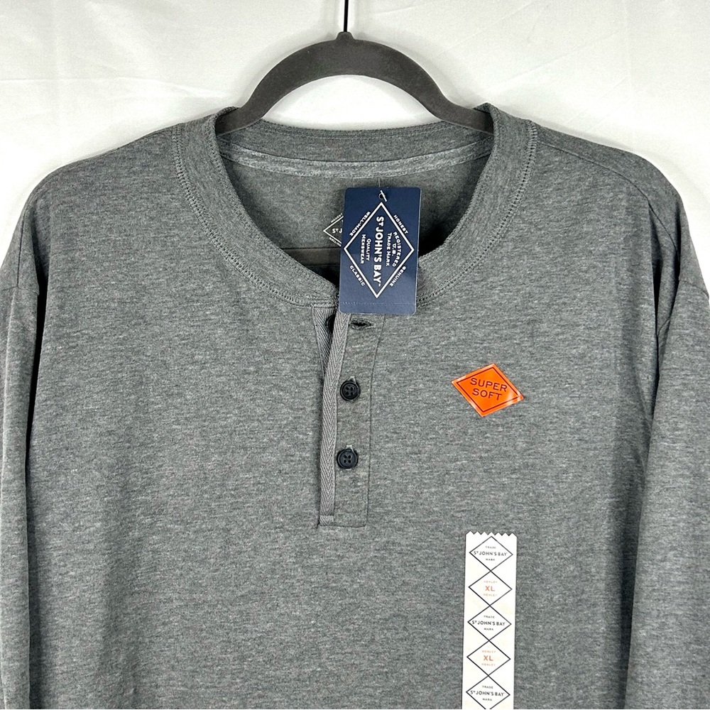 NWT St Johns Bay Legacy Henley Shirt Mens Size XL Gray Heather Long Sleeve